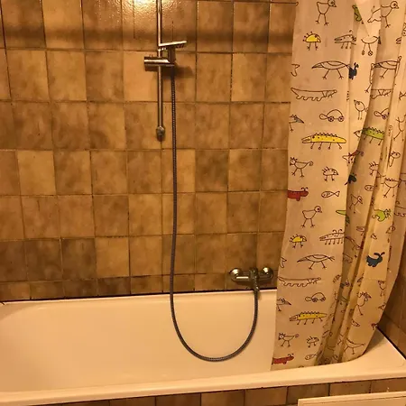 منزل للإقامة Chambre A La Neuve -lit Double *